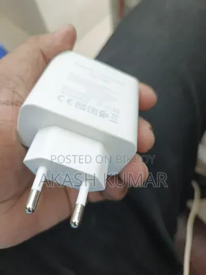 Honor Magic 8 Pro Charger and Cable