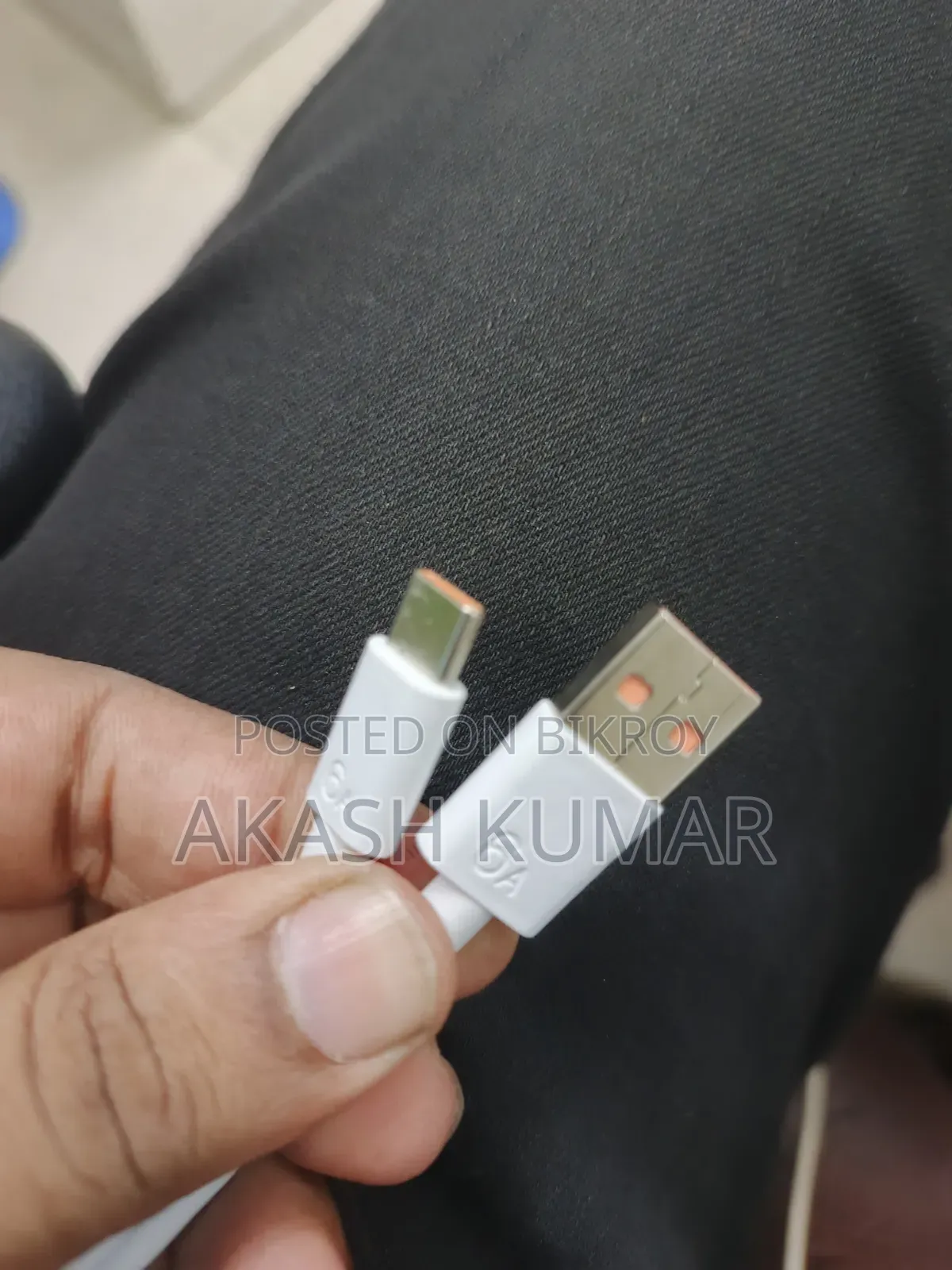 Honor Magic 8 Pro Charger and Cable
