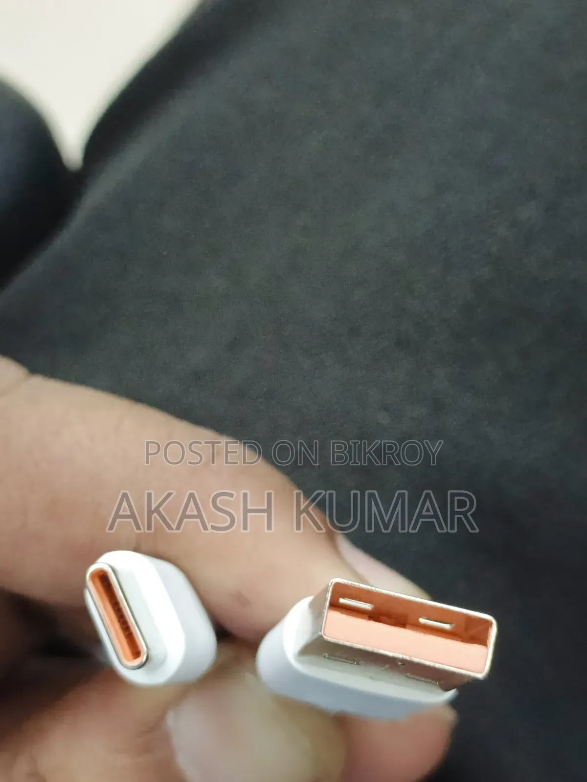 Honor Magic 8 Pro Charger and Cable