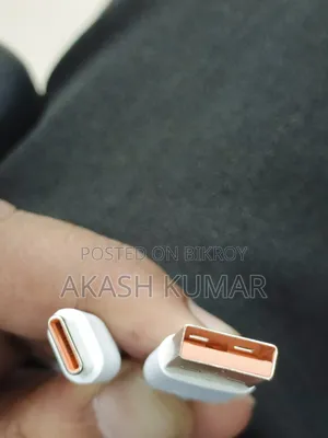 Honor Magic 8 Pro Charger and Cable
