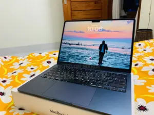 Laptop Apple MacBook Air 2022 M2 8GB Apple M2 SSD 256GB