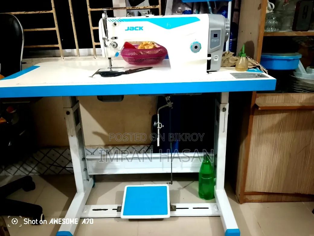 একটি জ্যাক F5 পাওয়ার সেলাই মেশিন বিক্রি হবে