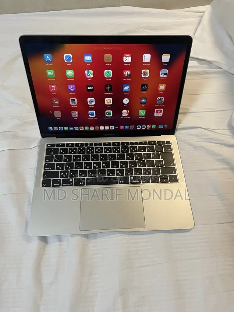 Laptop Apple MacBook Pro 2017 8GB Intel Core i5 SSHD+SSD 500GB