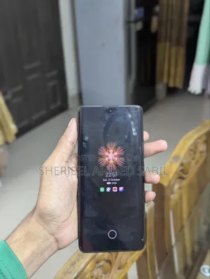 রিয়েলমি ১৩ প্রো+ ৫জি ২৫৬ জিবি ব্ল্যাক