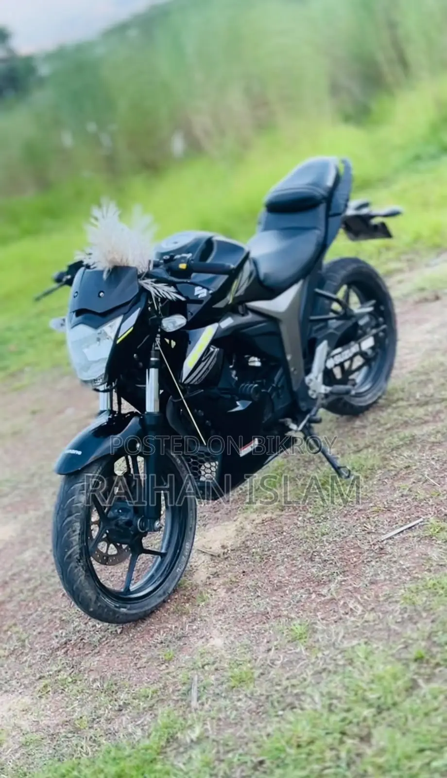 সুজুকি জিক্সার ২০২৫ কালো