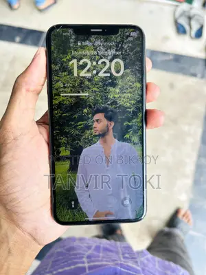 অ্যাপল আইফোন এক্সএস ম্যাক্স ২৫৬ জিবি ব্ল্যাক