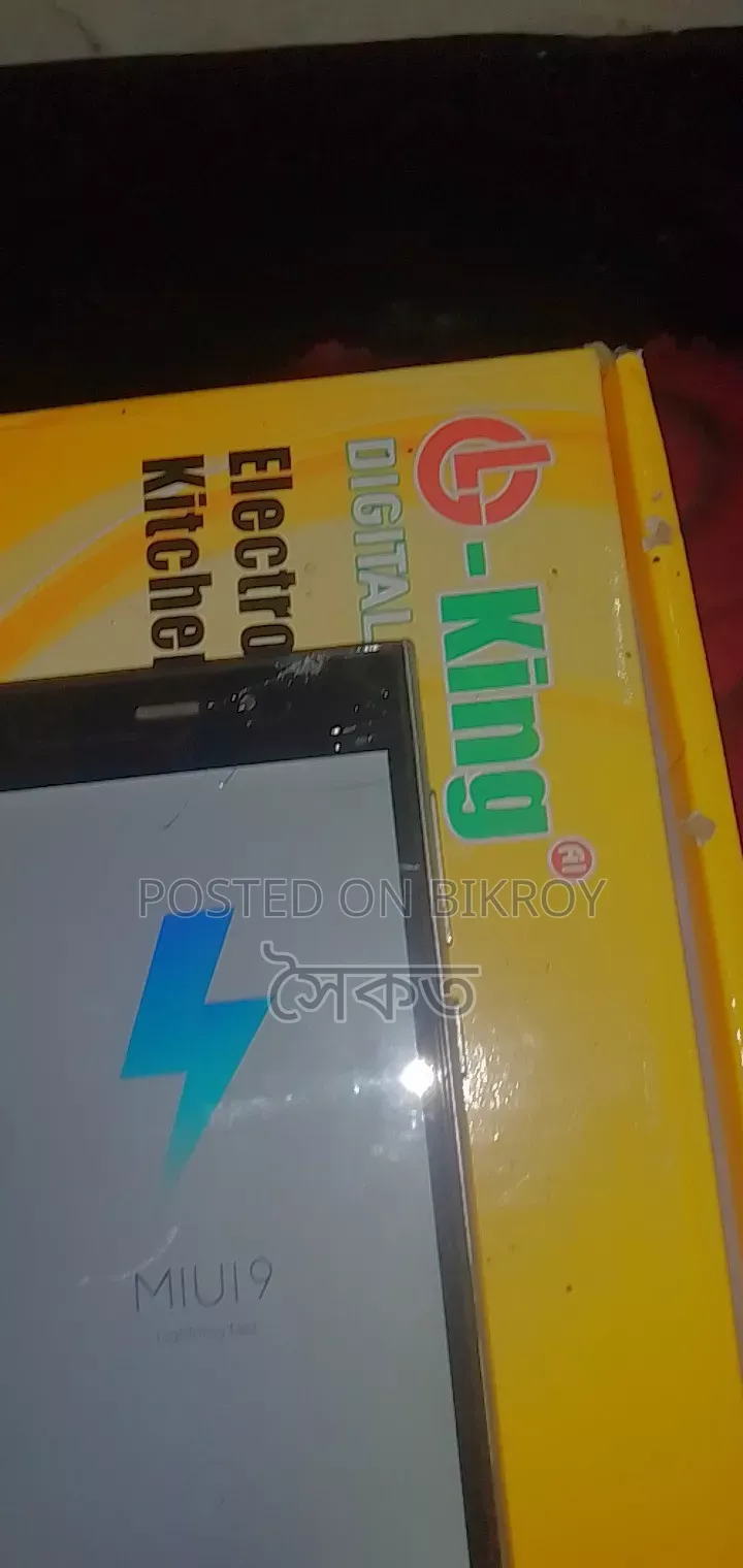 Mi 3 2/16 Touch does not work and no SIM network