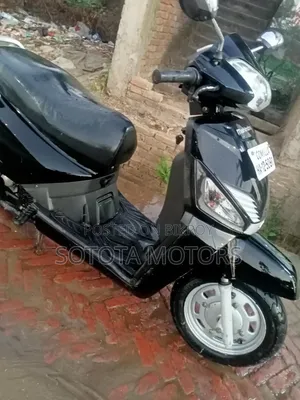 রানার স্কুটি-১১০ ২০২২ ব্ল্যাক