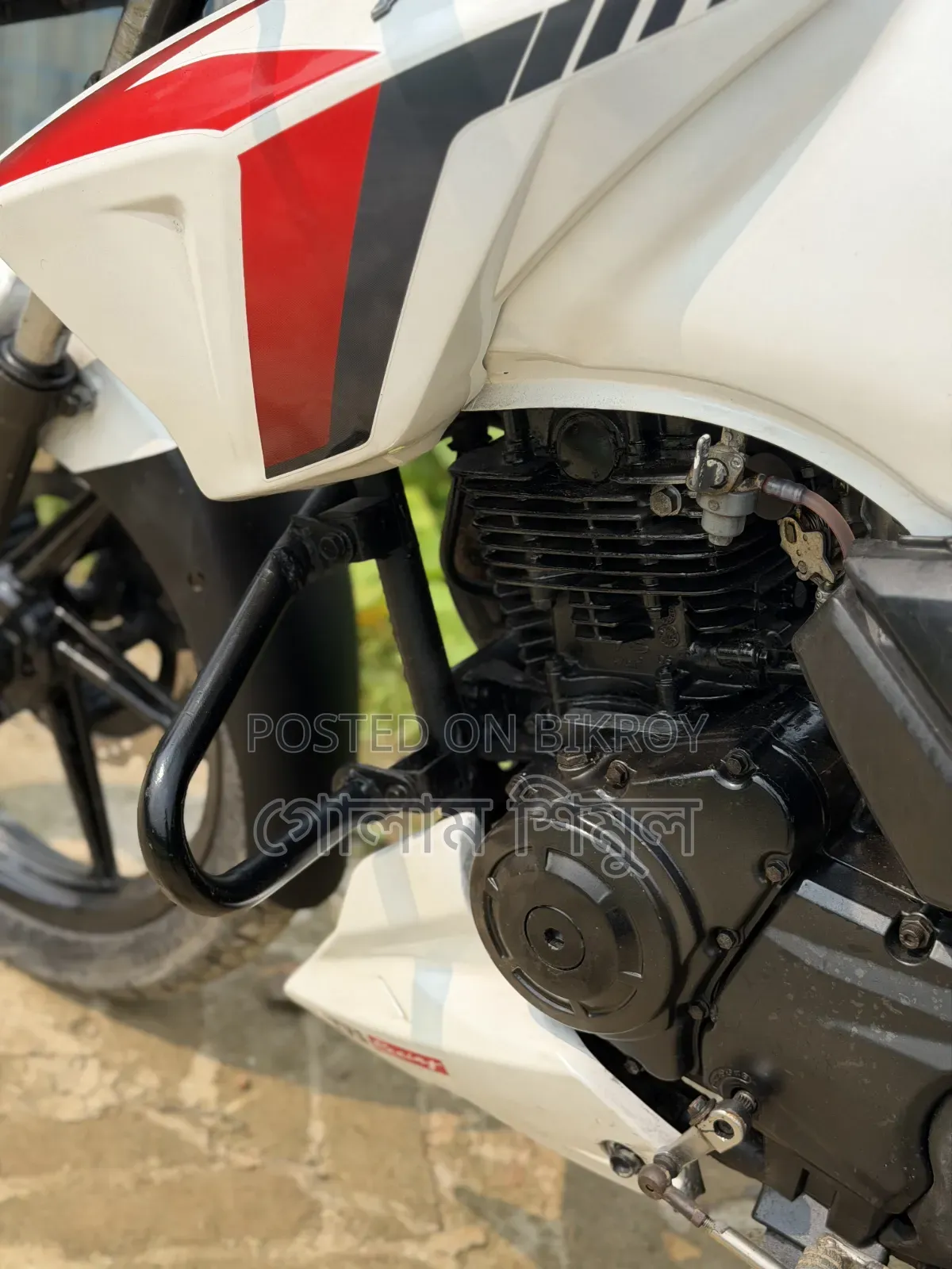 TVS Apache RTR 160 2V 2015 White