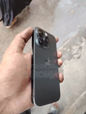 অ্যাপল আইফোন ১৬ প্রো ২৫৬ জিবি ব্ল্যাক