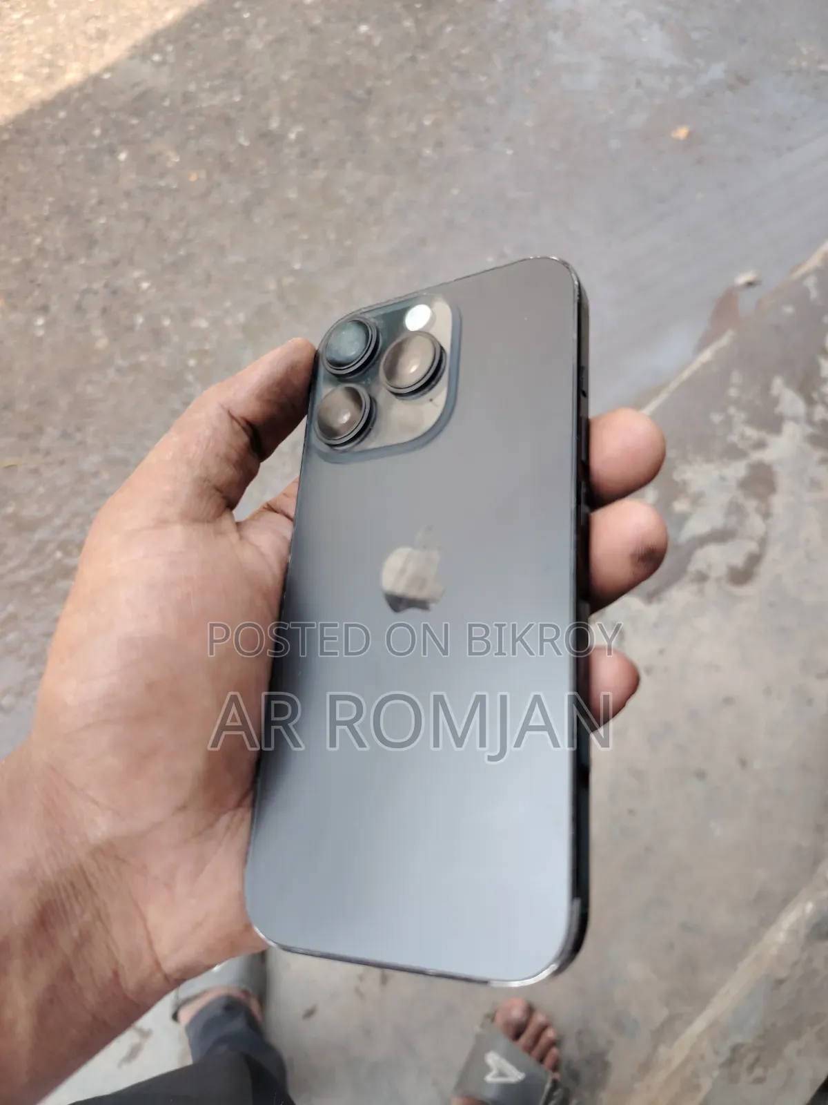 অ্যাপল আইফোন ১৬ প্রো ২৫৬ জিবি ব্ল্যাক