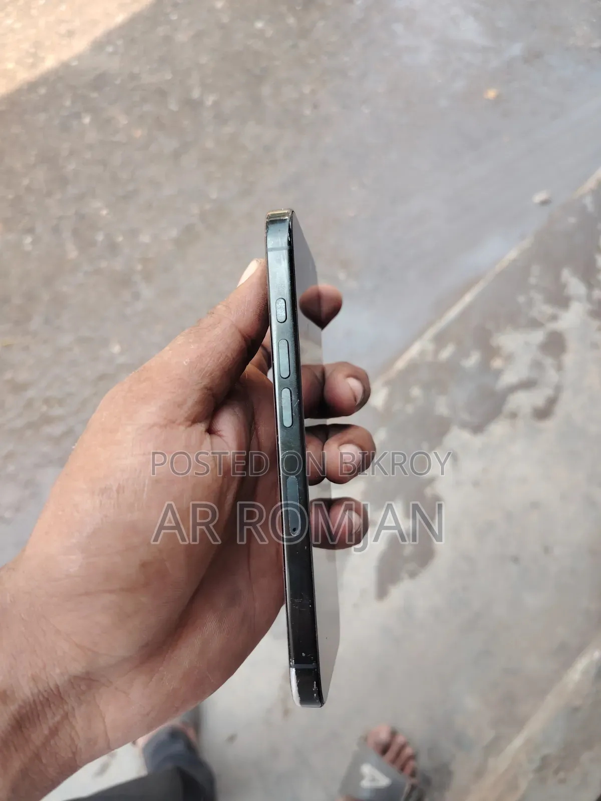 অ্যাপল আইফোন ১৬ প্রো ২৫৬ জিবি ব্ল্যাক