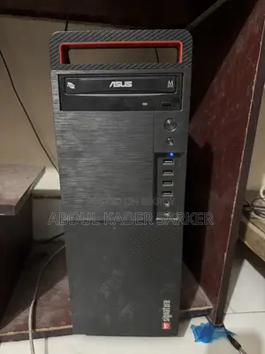 Desktop Computer Asus 8GB Intel Core i3 SSD 128GB