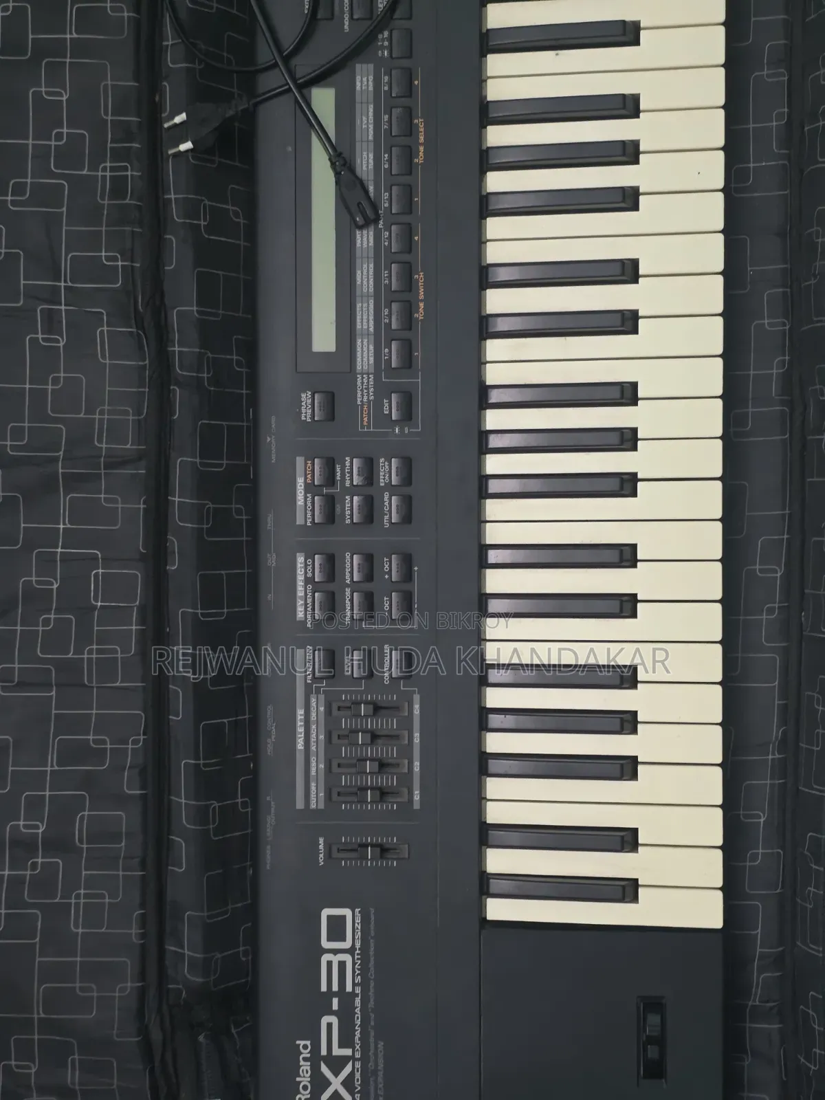 Fresh Condition Electric Keyboard Xp 30