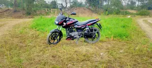 বাজাজ পালসার ১৫০ ২০২২ ব্ল্যাক