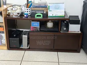 টিভি কেবিনেট
