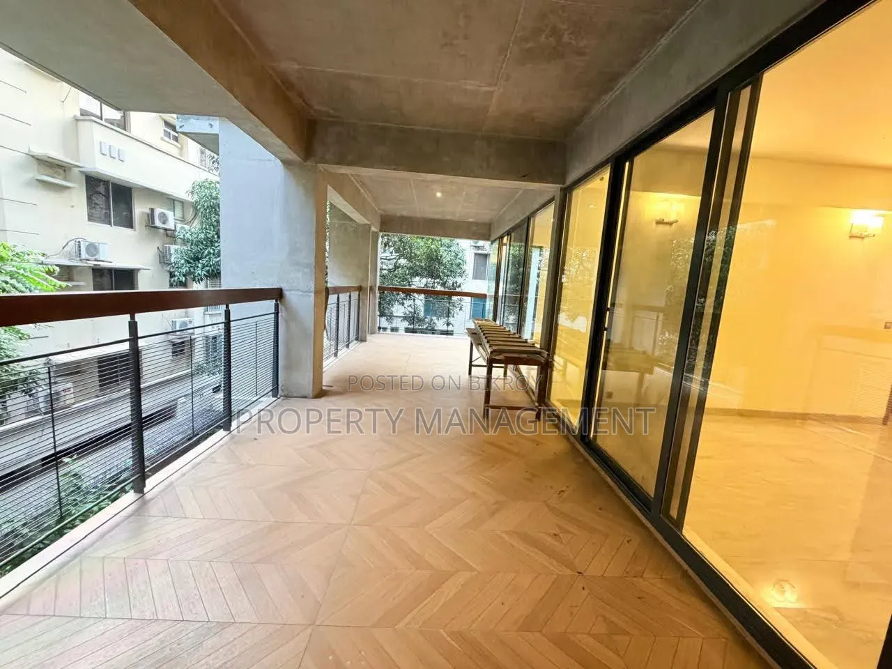 6-Bedroom Apartment in Gulshan for rent