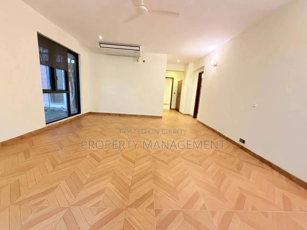 6-Bedroom Apartment in Gulshan for rent