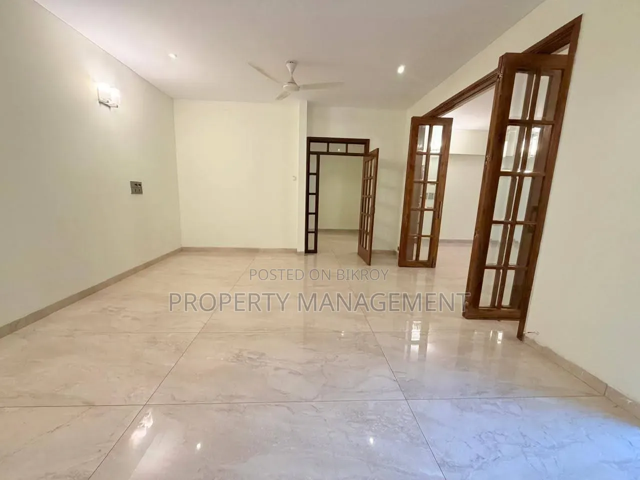 6-Bedroom Apartment in Gulshan for rent