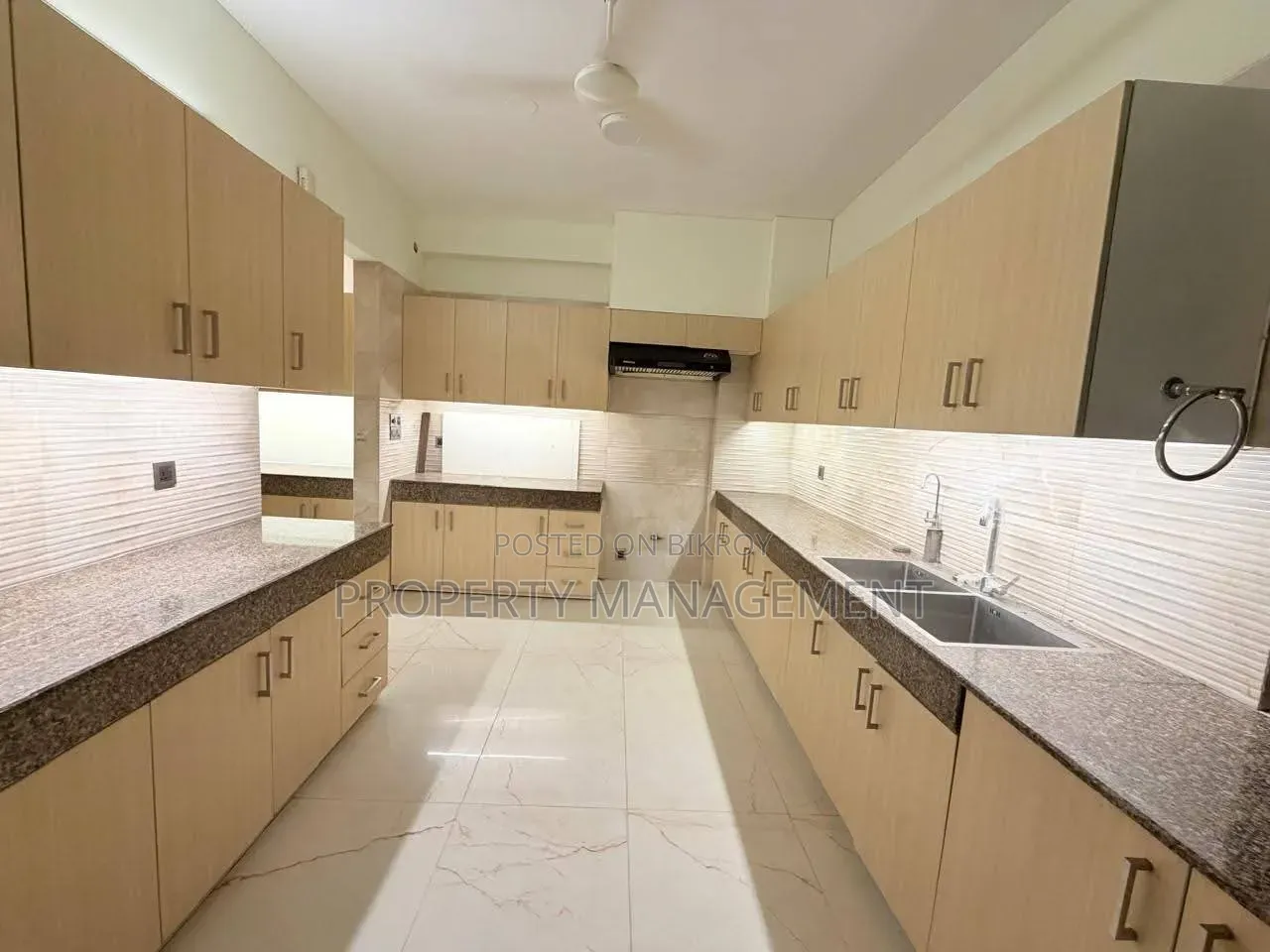 6-Bedroom Apartment in Gulshan for rent