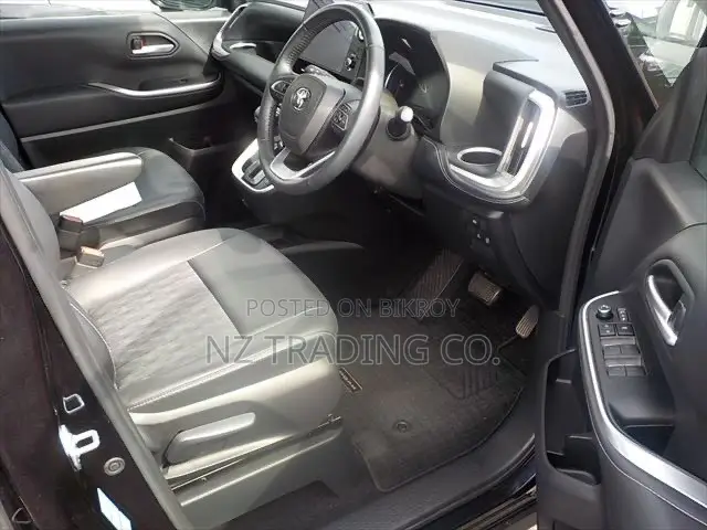 Toyota Noah 2023 Black
