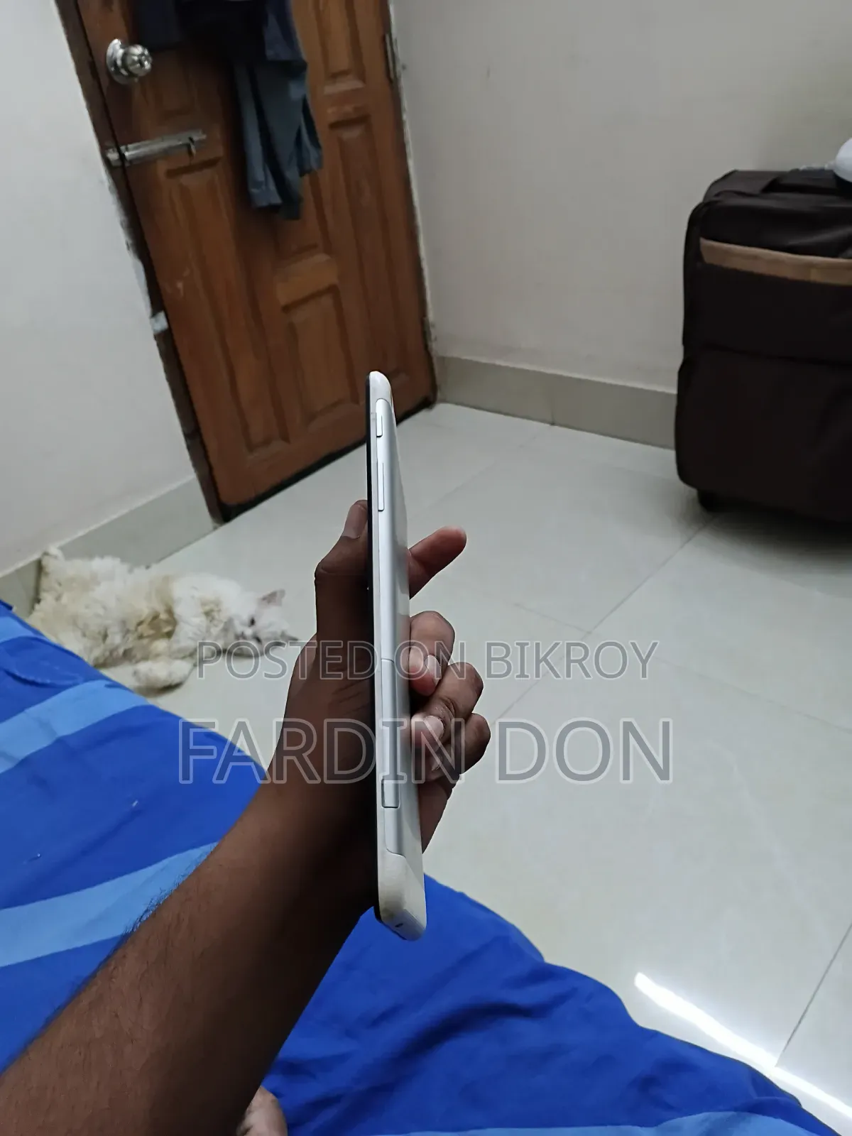 হুয়াওয়ে টি১৫৬ সাদা