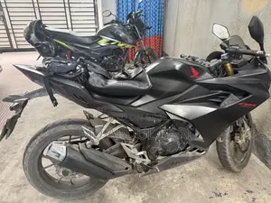 Honda CBR 2025 Black