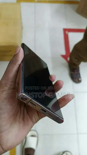 Samsung Galaxy S22 Ultra ২৫৬ জিবি গ্রিন