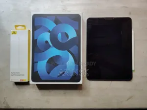 অ্যাপল ৬৪ জিবি নীল