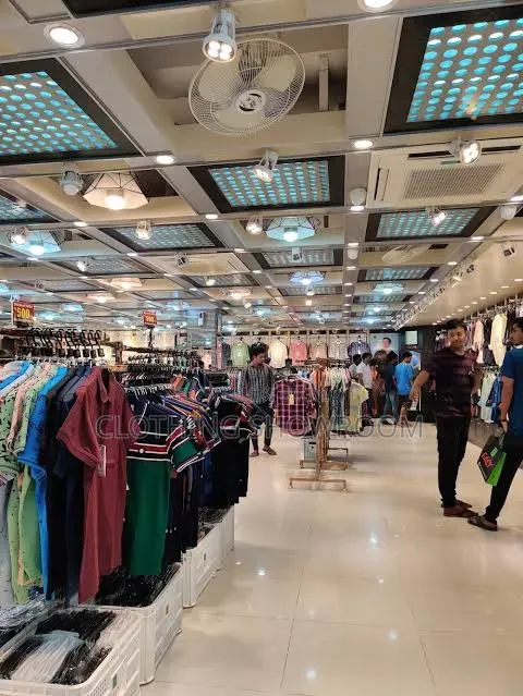 আরবান ফ্যাশন হাউস এ কিছু লোক লাগবে