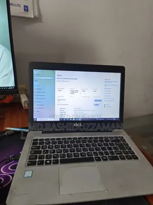 Laptop 8GB Intel Core i3 SSD 128GB