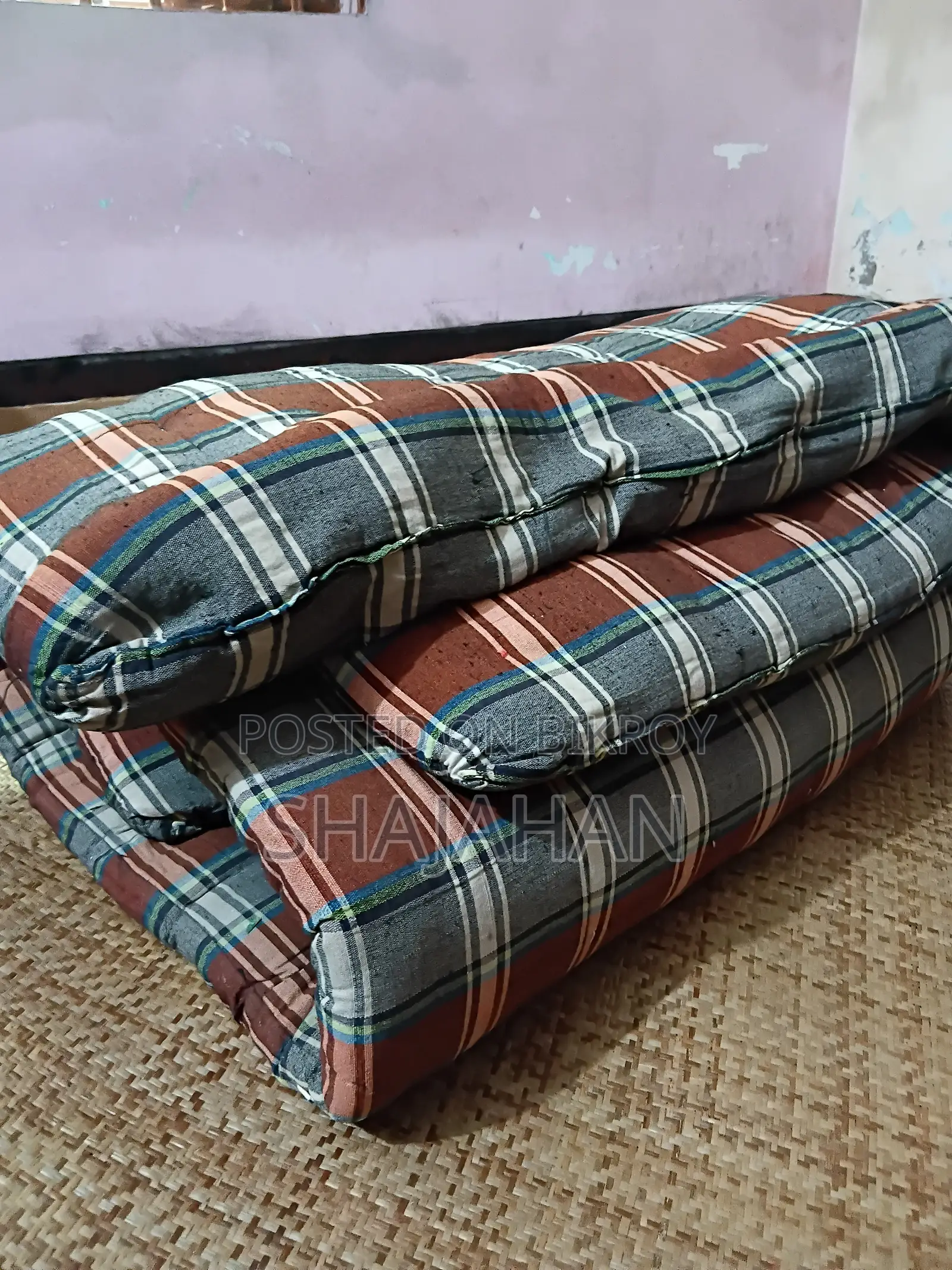 5 feet by 7 feet bed will be sold