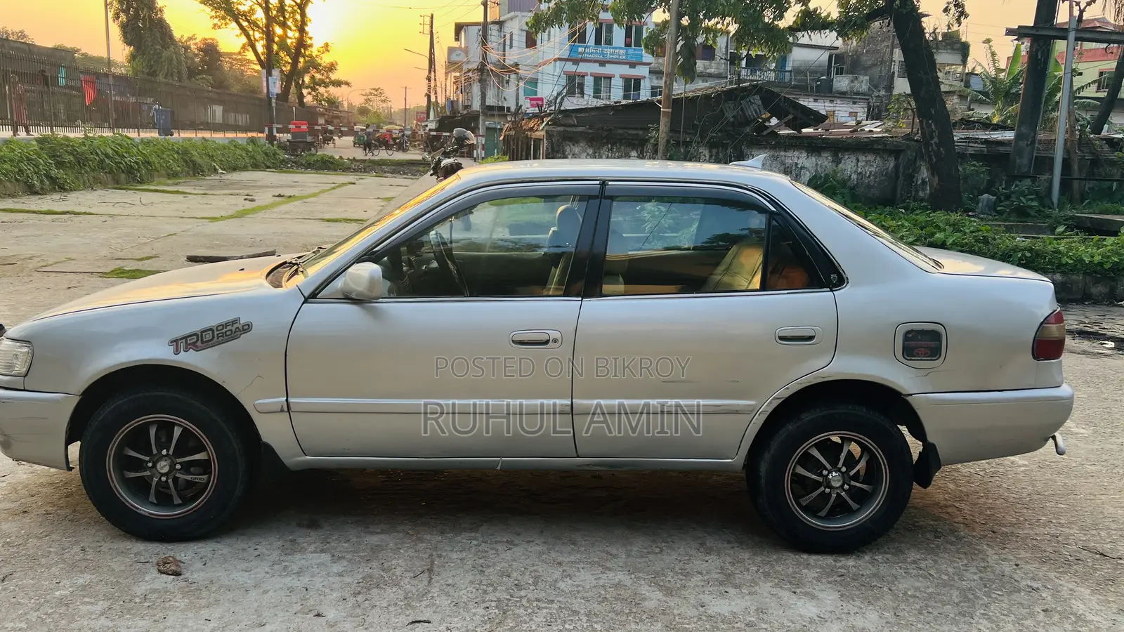 Toyota 111 model 1999. It is in excellent condition
