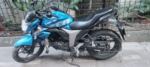 সুজুকি জিক্সার ২০২০ নীল