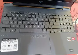 Laptop HP 15 16GB AMD Ryzen 5 HDD+SSD 500GB