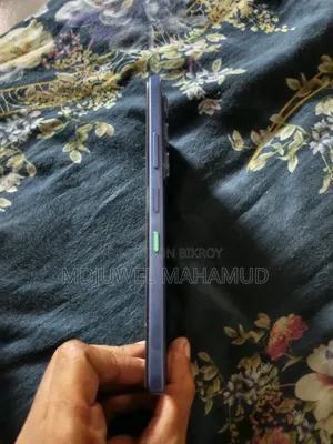 Infinix Hot 60i 128 GB Blue