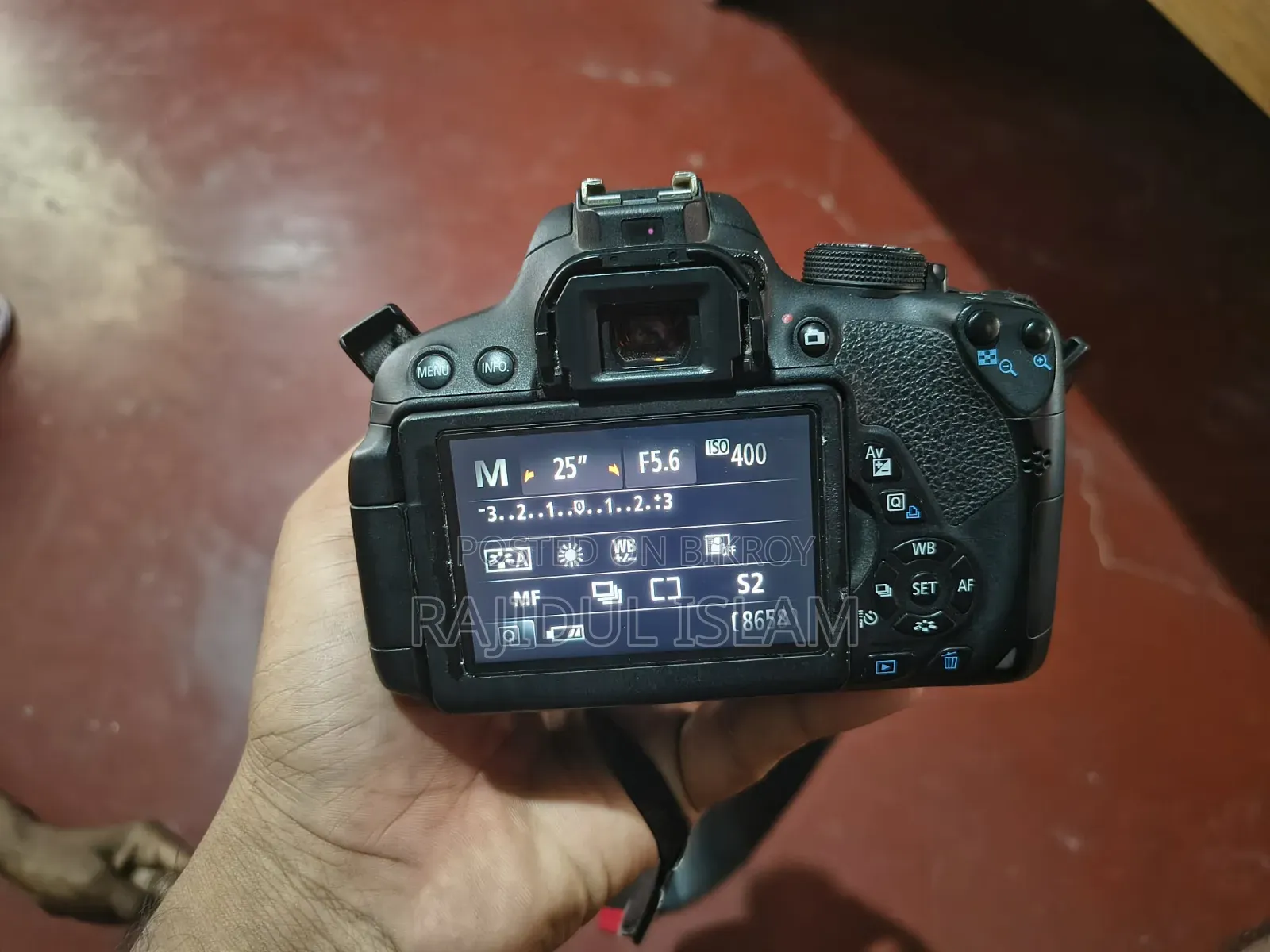 Kanon 700 D