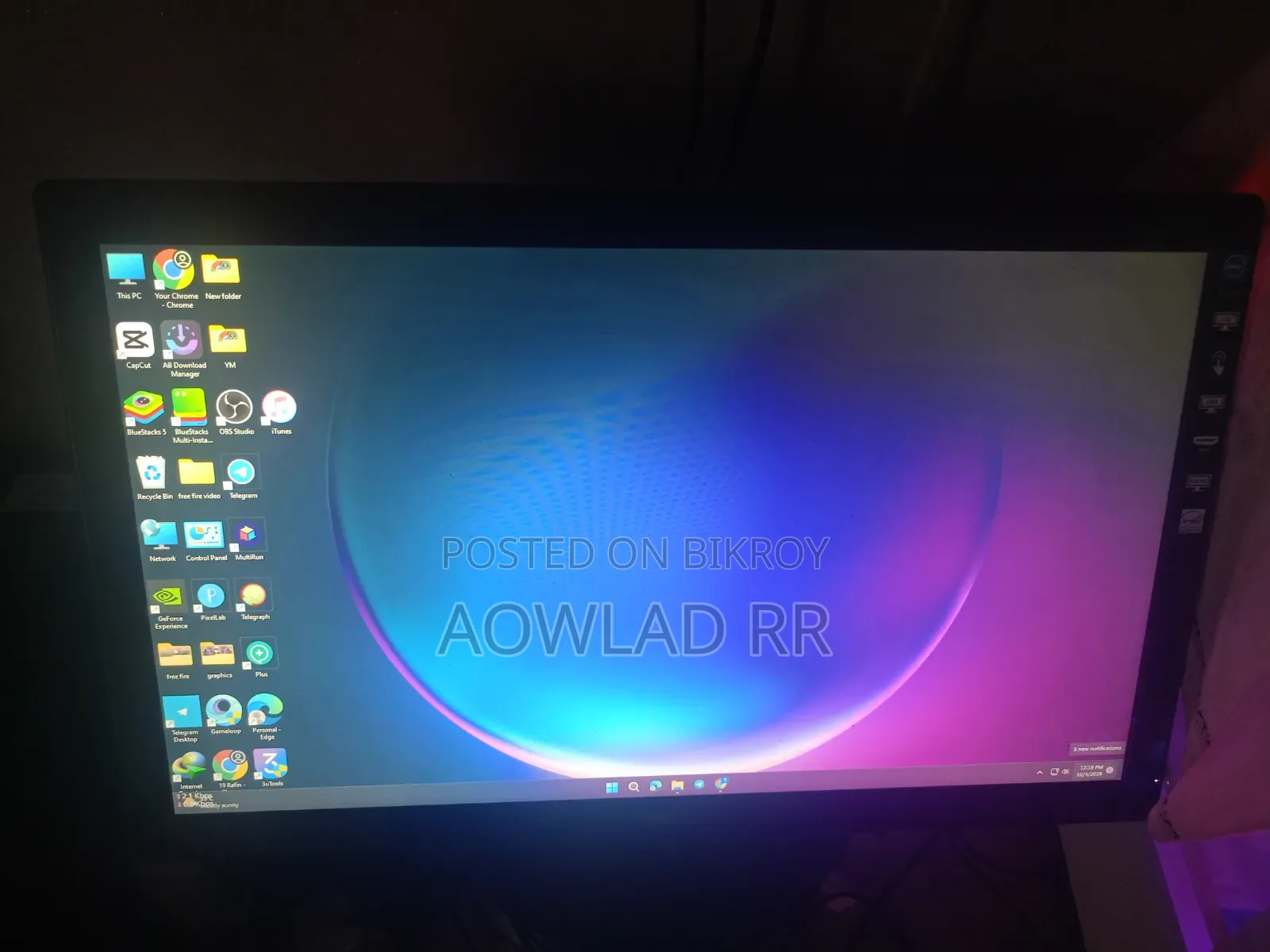 Dell 22" টাচস্ক্রিন মনিটর