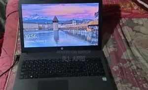 Laptop HP 250 G7 8GB Intel Core i5 HDD+SSD 500GB