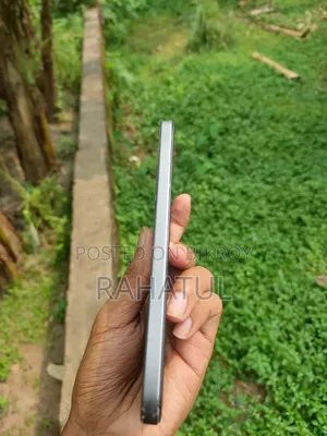 রিয়েলমি ১৫টি ২৫৬ জিবি কালো