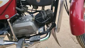 হিরো স্প্লেন্ডার প্লাস ২০০৮ লাল
