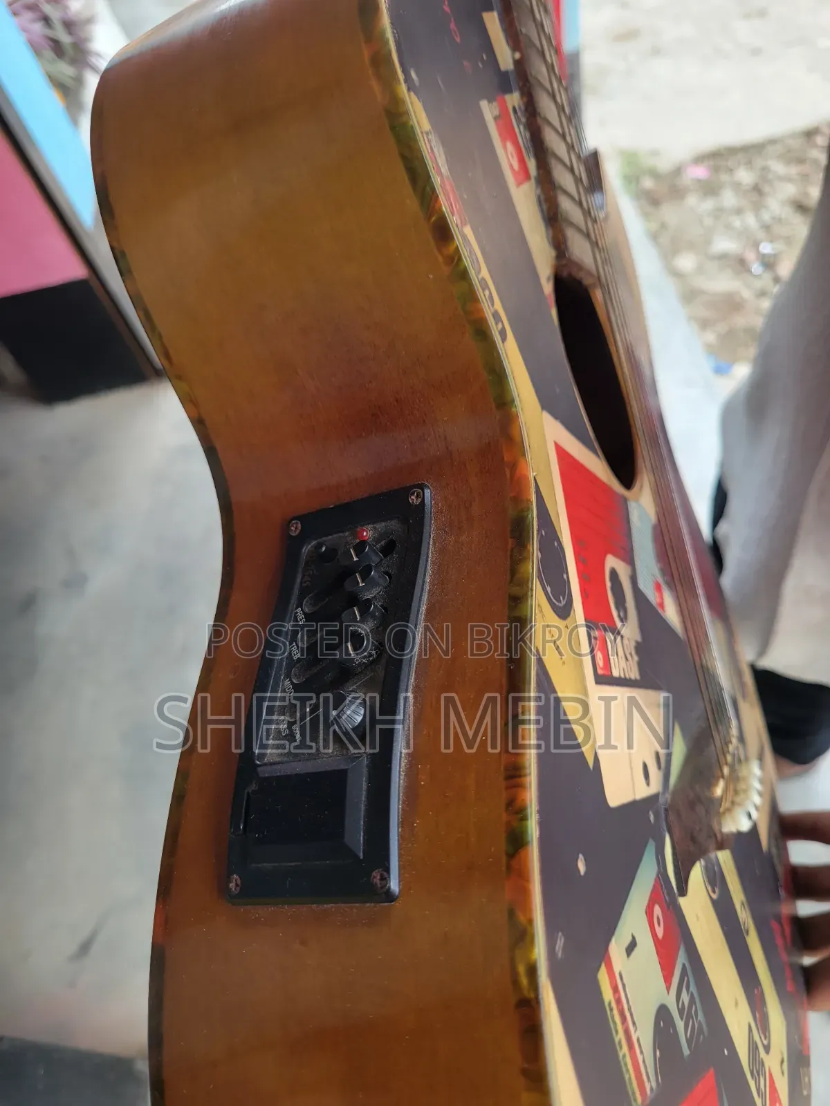 Giuliari Acoustic Guitar