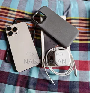 Apple iPhone 16 Pro Max 256 GB Gold