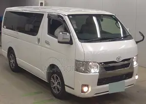 Toyota HiAce 2021 White