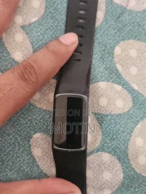 Fitbit Charge 5