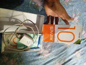 টেকনো স্পার্ক ১০ প্রো ১২৮ জিবি ব্ল্যাক