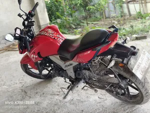 টিভিএস আপাচে আরটিআর ১৬০ ৪ভি ২০২২ রেড