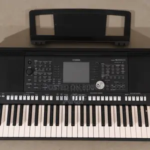 YAMAHA PSR-S950 Professional Arranger Workstation