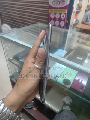 iQOO 128 GB Bronze