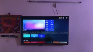 এলআরসি ৩২ ইঞ্চি বর্ডারলেস স্মার্ট এফএইচডি স্মার্ট টিভি